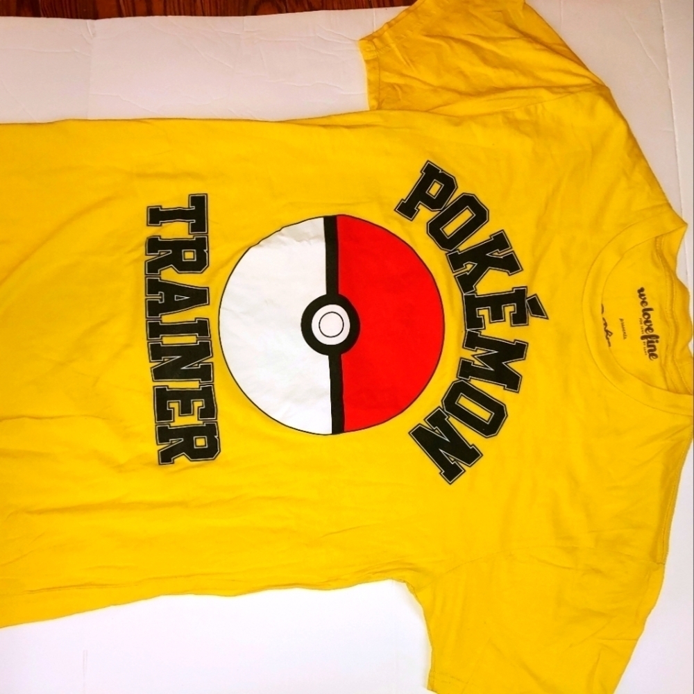 Pokemon Trainer T-shirt M
